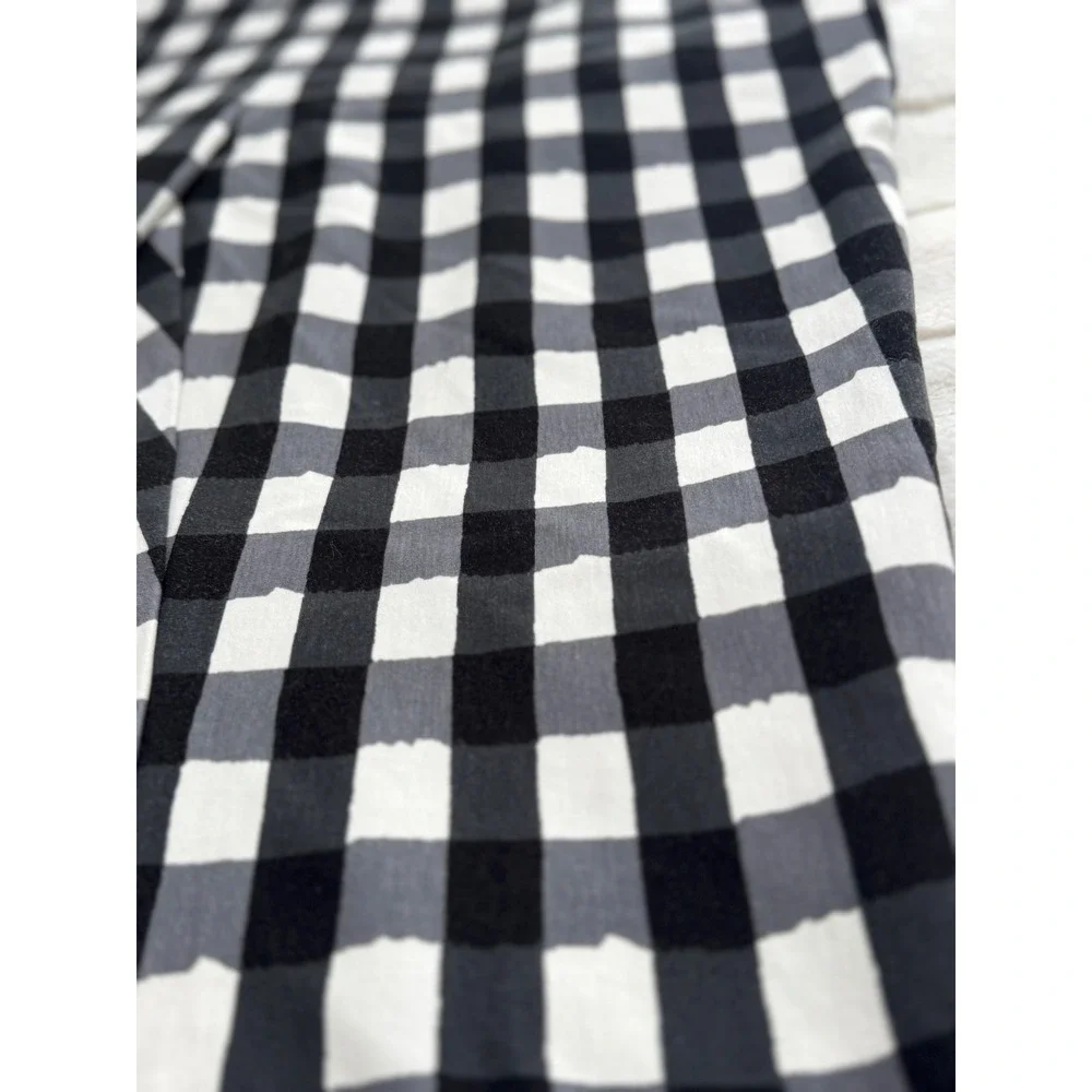 Torrid Betsey Johnson Buffalo Plaid Pull-On Crop Pants Size 5 Plus Black White